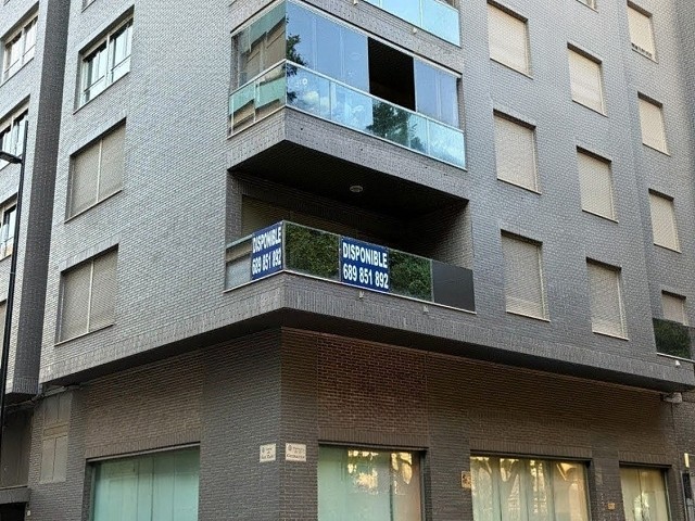 Inmueble Local  comercial en Paseo de las Germanías